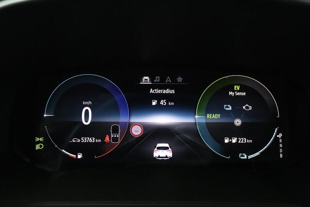 Renault CAPTUR 1.6 E-Tech Plug-in Hybrid 160 Intens | 1e Eigenaar | Dealeronderhouden | Trekhaak | Metallic Wit |