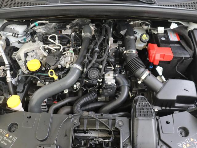 Renault CAPTUR 1.3 TCe 130 Zen | Trekhaak | Navigatie | Parkeersensoren