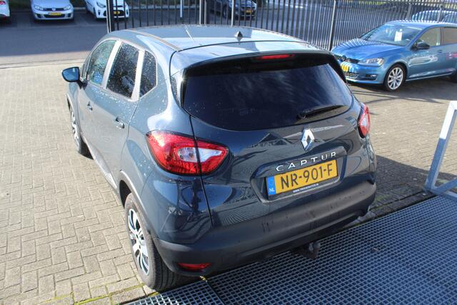 Renault CAPTUR 1.2 TCe Limited AUTOMAAT MEENEEMPRIJS/HANDELSPRIJS/EXPORTPRIJS APK TOT 11/2026