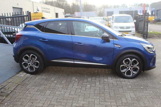 Renault CAPTUR 1.0 TCe 90 Edition One Panoramadak/Trekhaak/Navigatie/360 Camera/Climate control/Cruise control/Licht metalen velgen/Inklapbare spiegels