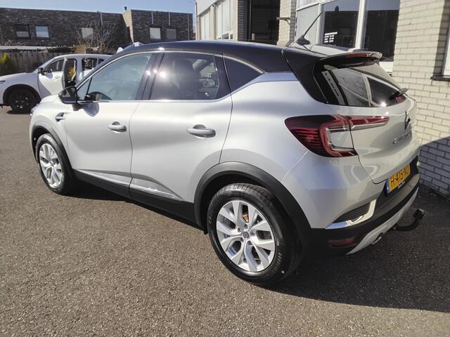 Renault CAPTUR 1.0 TCe 100 Intens Trekhaak. Zwartdak
