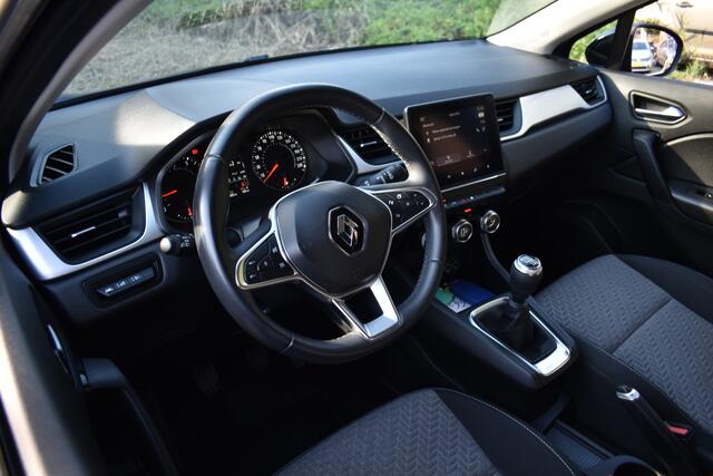 Renault CAPTUR 1.0 TCe LIMITED CRUISE/NAVI/KEYLESS