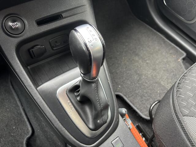 Renault CAPTUR 1.2 TCe Intens | Automaat | Achteruitrijcamera | Navigatie