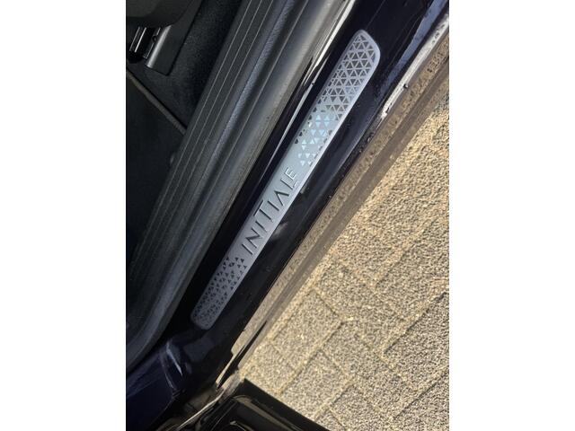 Renault CAPTUR 1.3 TCe 130 Initiale Paris | Leder | Apple CarPlay / Android Auto | Stoel + Stuurverarming | BOSE-Audiosysteem | 360° Camera |