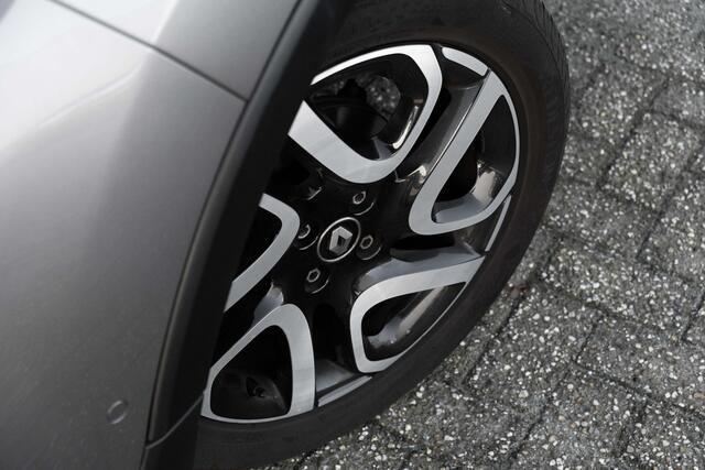 Renault CAPTUR TCe 90 Bose | Trekhaak | Bose geluid | Climate control | Navigatie | LM Velgen 17 "