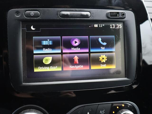 Renault CAPTUR 0.9 TCe LIMITED + STOELVERW. | DAB | NAVIGATIE | CRUISE | 17 INCH | ZWART DAK | PRIVACY GLASS