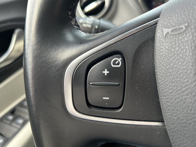 Renault CAPTUR 0.9 TCe Xmod // FULL LED // NAVI // CAMERA // CLIMA // KEYLESS // PDC V+A