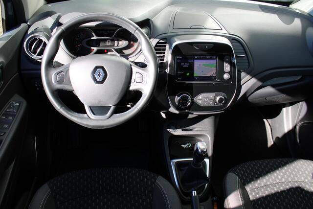 Renault CAPTUR 1.2 TCe Intens | Trekhaak | Achteruitrijcamera | Cruise control | Dodehoek detectie | Navigatie