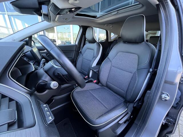 Renault CAPTUR 1.3 TCe 140 Intens Navigatie / Opendak / Climatecontrol / Cruisecontrol / Stuurverwarming / 1500 Kilo Trekgewicht