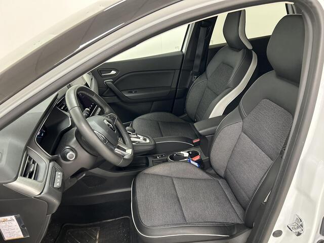 Renault CAPTUR 1.6 E-Tech Plug-in Hybrid 160 Intens TREKHAAK | NAVIGATIE | ACHTERUITRIJCAMERA | PARKEERSENSOREN