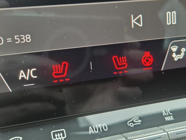 Renault CAPTUR 1.3 mild hybrid 160 techno Automaat / Fabrieksgarantie tot 07-2027 / Pack winter / Apple Carplay Android Auto / Trekgewicht 1200 kg / Stuur-, en Stoel verwarming / Adaptief CC / Keyless Entry/Start / Climate control / Draadloze telefoon lader /