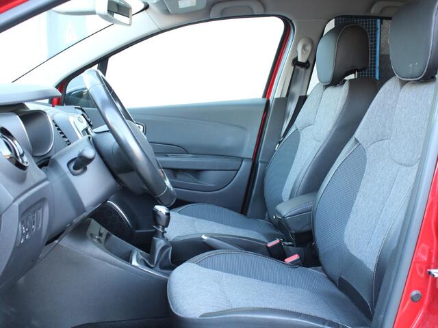 Renault CAPTUR 1.3 TCe 130 Zen | MET TREKHAAK |