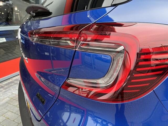 Renault CAPTUR 1.6 E-Tech full hybrid 145 techno Parkeersensoren voor en achter/ Sidesteps / Pack Winter