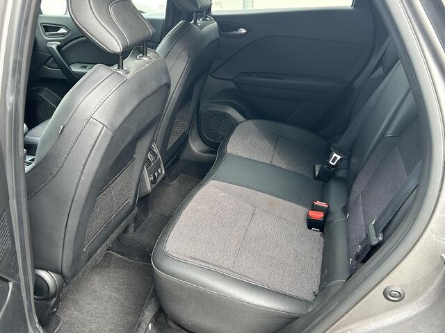 Renault CAPTUR 1.6 E-Tech Hybrid 145 Rive Gauche | Groot Navigatie | Camera | Trekhaak | Dealer Onderhouden