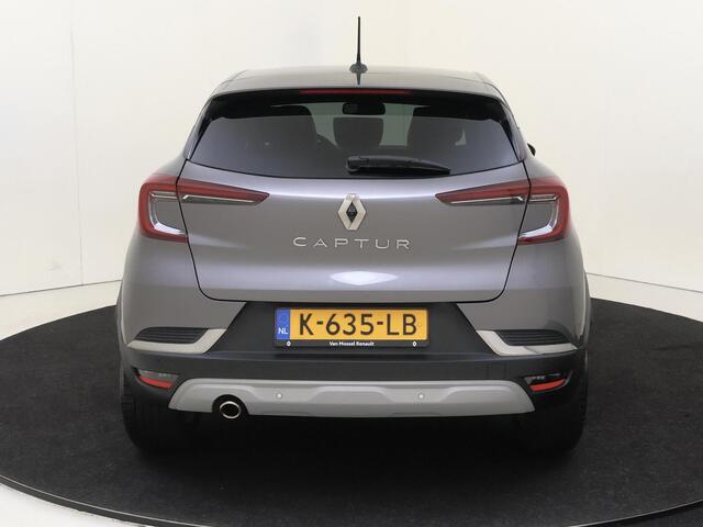 Renault CAPTUR 1.3 TCe 140 PK Intens | Automaat | Climate Control / ECC | Licht metalen velgen 17 inch | Cruise control Standaard | Connectiviteit af fabriek | Navigatie | Half lederen bekleding | LED koplampen | Park Distance Control voor en achter | Achteruitrijcamera