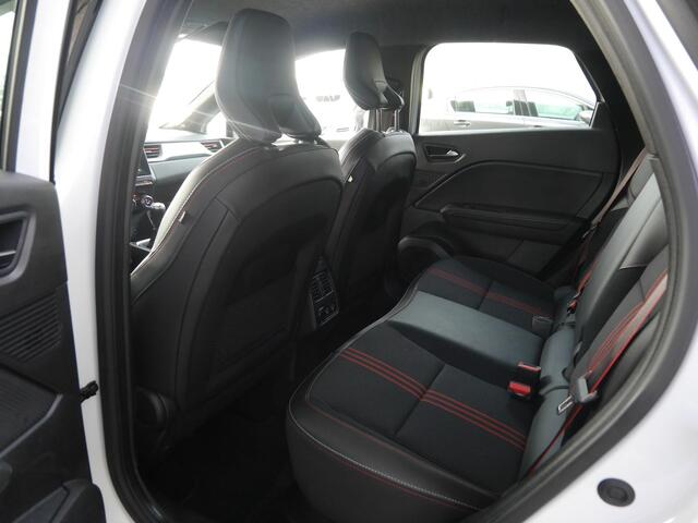 Renault CAPTUR 1.3 mild hybrid 140 RS Line | Stoel en stuurverwarming | Achteruitrijcamera| 18 inch lichtmetalen velgen | Adaptive cruise control | Climate control | Trekhaak