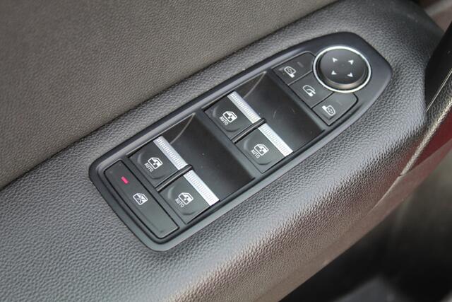 Renault CAPTUR 1.0 TCe 100 Intens//Ecc//Navi!!