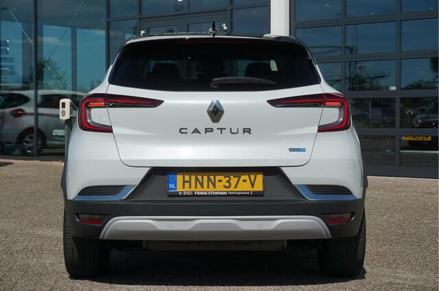 Renault CAPTUR 1.6 E-Tech Plug-in Hybrid 160 Initiale Paris "Actie gratis afleverpakket!"