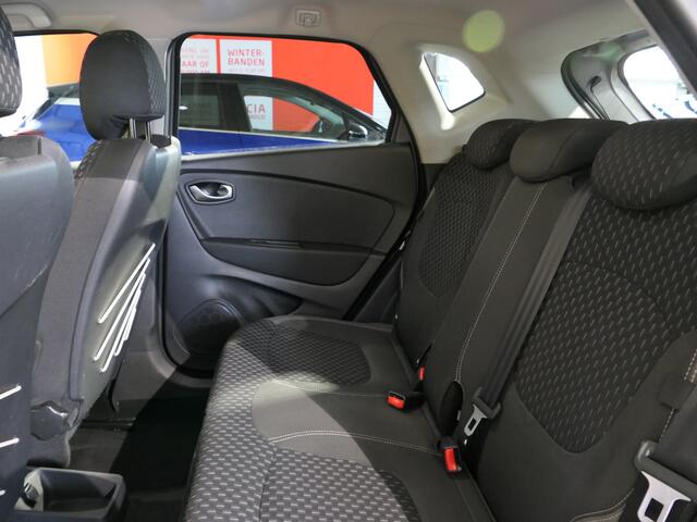 Renault CAPTUR 1.3 TCe Intens - AUTOMAAT! - Panoramadak - Parkeerassistent - Dodehoek