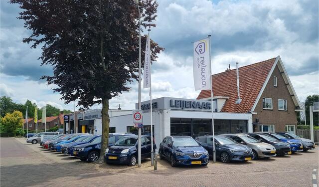 Renault CAPTUR 1.3 TCe Intens | Parkeersensoren | Achteruitrijcamera | Navigatie | dealeronderhouden | Lage km. stand