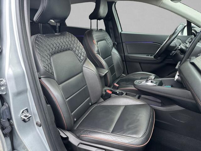 Renault CAPTUR 1.6 E-Tech Plug-in Hybrid 160 Intens 360 CAMERA / NAVI / STOEL&STUURVERW / VOL-LEDER