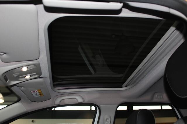 Renault CAPTUR 1.2 TCe Bose EDC AUTOMAAT, PANODAK