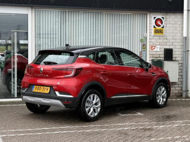 Renault CAPTUR 1.3 TCe 140 Intens | Stoel verwarming | Navigatie groot | Achteruitrijcamera | DAB | LED | Climate Control | Key-less |