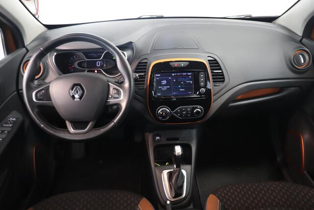 Renault CAPTUR 1.2 TCe Intens | Camera | Trekhaak | Climate control | LED koplampen |