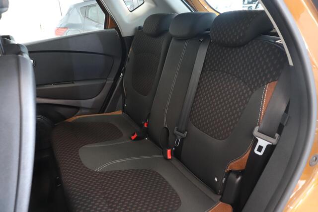 Renault CAPTUR 1.2 TCe Intens | Camera | Trekhaak | Climate control | LED koplampen |