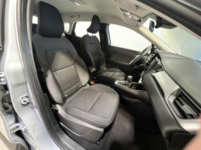 Renault CAPTUR 1.6 E-Tech Hybrid 145 Intens | Navigatie/Android/Apple Carplay | LM Velgen 17" | Cruise Control | Parkeersensoren Voor en Achter | Airco |