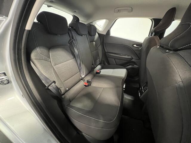 Renault CAPTUR 1.6 E-Tech Hybrid 145 Intens | Navigatie/Android/Apple Carplay | LM Velgen 17" | Cruise Control | Parkeersensoren Voor en Achter | Airco |