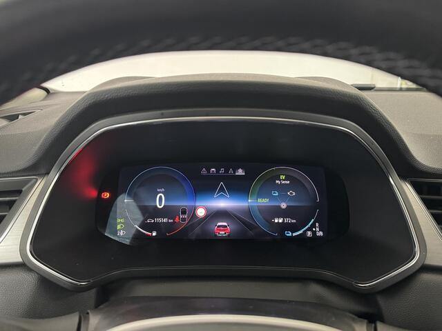 Renault CAPTUR 1.6 E-Tech Plug-in Hybrid 160 Intens | BOSE-Audiosysteem | Stoelverwarming | Navigatie | Achteruitrijcamera |