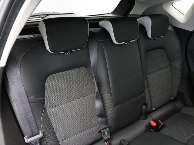 Renault CAPTUR E-Tech Hybrid 145 Techno | Navigatie | Achteruitrijcamera | Parkeersensoren voor en achter | Climate control |