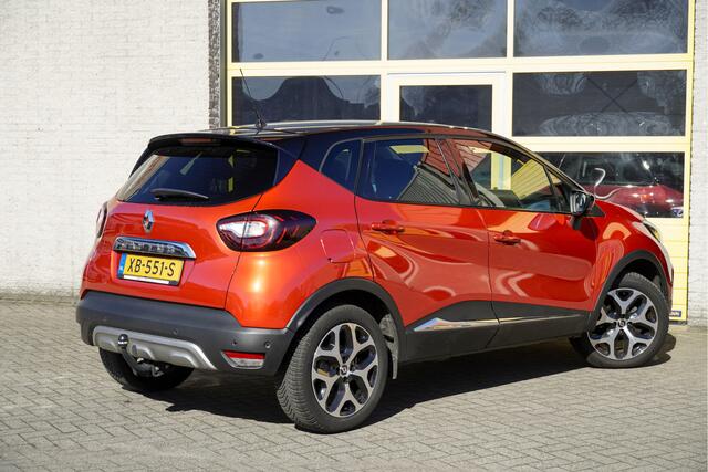 Renault CAPTUR 0.9 TCe Intens BJ2018 Lmv 17" | Led V+A | Pdc | Keyless entry | Trekhaak | Achteruitrijcamera | Navi | Climate control | Cruise control | Extra getint glas