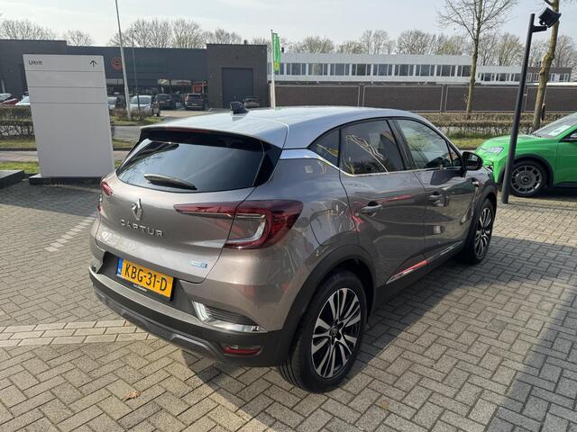 Renault CAPTUR E-Tech plug-in hybrid 160 iconic | achteruitrijcamera | lederen bekleding |
