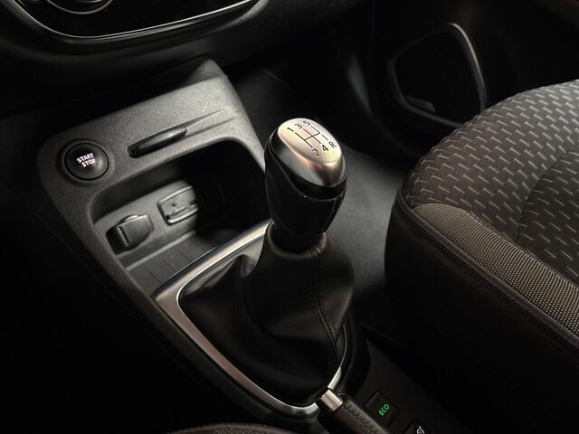Renault CAPTUR 0.9 TCe Intens Sport (NAVIGATIE, CLIMATE, CAMERA, BOSE AUDIO, SPORTSTOELEN, LM VELGEN, CRUISE, NIEUWSTAAT)