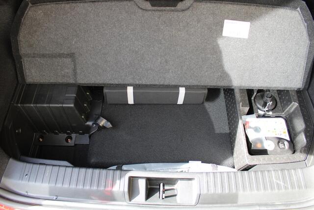 Renault CAPTUR 1.6 E-Tech Plug-in Hybrid 160 Edition One Trekhaak | Naviagtiesysteem