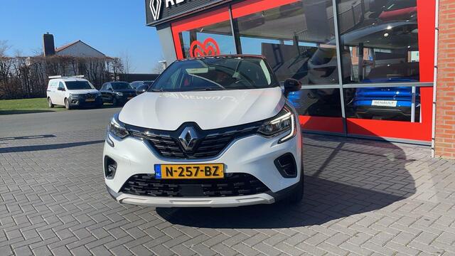 Renault CAPTUR 1.0 TCe 100 Intens / TREKHAAK / ACHTERUITRIJCAMERA / PARKEERSENSOREN