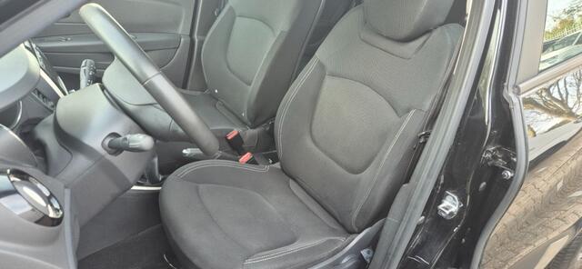 Renault CAPTUR 0.9 TCe Intens*Navigatie*stoelverw*Trekhaak*ECC*