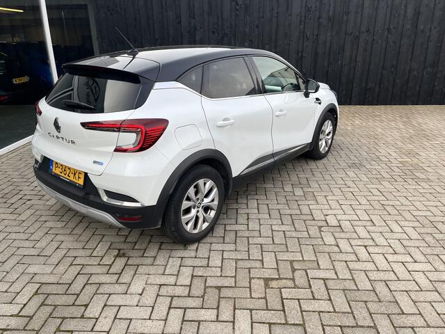 Renault CAPTUR 1.6 E-Tech Hybrid 145 Intens Carplay / Led / Lmv
