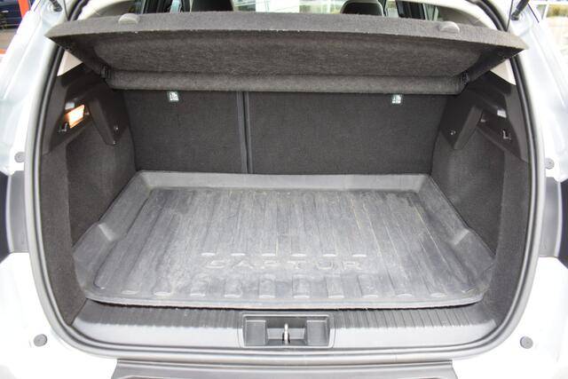 Renault CAPTUR 1.6 E-Tech Plug-in Hybrid 160 Intens | Trekhaak | Navigatie | Climate Control |