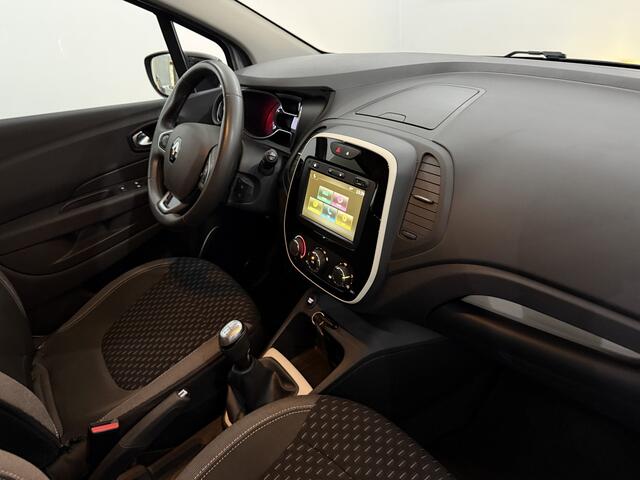 Renault CAPTUR 0.9 TCe Intens Airco, Navi, Parkeersensoren, Keyless start, Cruise control, A start stop, Lichtmetalen velgen, Radio