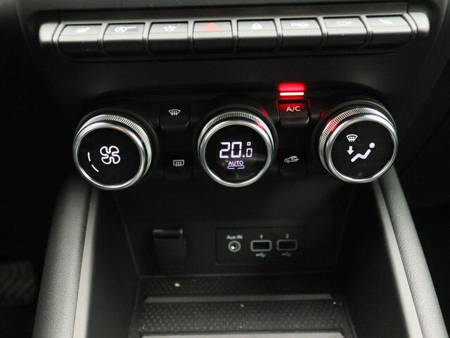 Renault CAPTUR 1.3 TCe 155 Initiale Paris | Apple Carplay/Android | cruise control adaptief | dodehoek detectie | electronic climate control | LED koplampen | lichtmetalen velgen 18", luxe lederen bekleding, metaalkleur | navigatiesysteem full map |