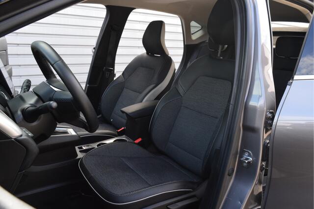 Renault CAPTUR 1.6 E-Tech full hybrid 145 techno O.a: Pano, Clima, navi, Cruise, PDC, Camera, Carplay, Etc. All-in prijs!