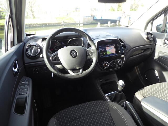 Renault CAPTUR TCe 90PK Intens NAVI, TREKH, CLIMA, CRUISE, PDC V+A
