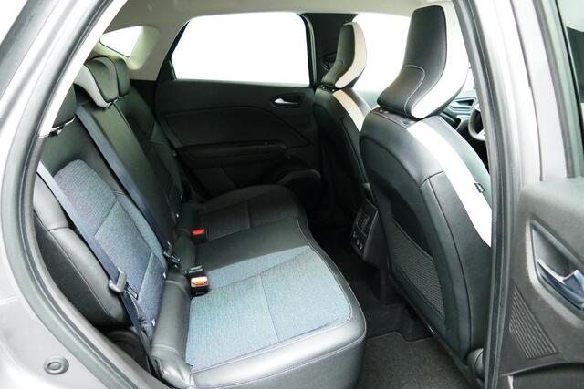 Renault CAPTUR 1.0 TCe 90 Intens. Bi-Tone, Camera, Clima, Navi, Carplay/Android, 17"LMV, PDC V+A