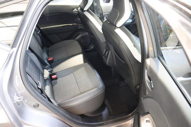 Renault CAPTUR TCe 130pk EDC Automaat Intens