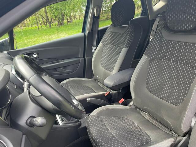 Renault CAPTUR 0.9 TCe Intens 1e eigenaar, BTW auto, garantiepakket mogelijk Cruise Control, Camera, Sensoren, trekhaak, stoelverwarming