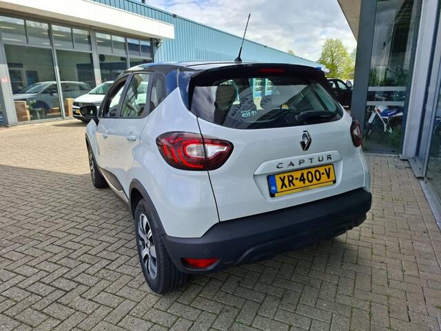 Renault CAPTUR 0.9 TCE LIMITED AIRCO LMV NAVI PDC