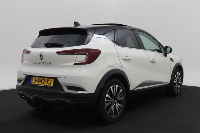 Renault CAPTUR 1.3 TCe Automaat 130pk Initiale Paris Trekhaak/ trekgewicht 1500kg/Leder/Pano/Camera/Winterpakket/AllSeasonbanden
